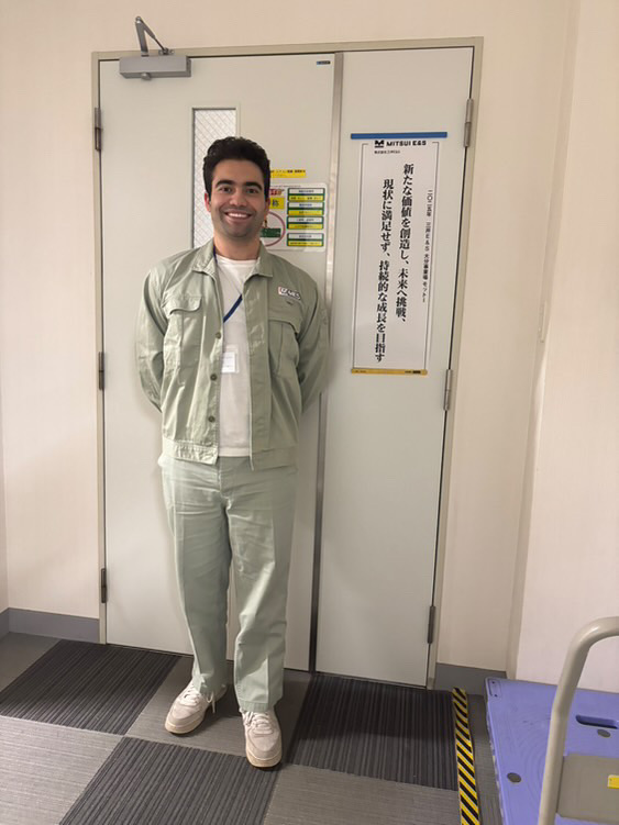 A80DA1A0-21AF-4AB2-8038-8803DDAC58DF